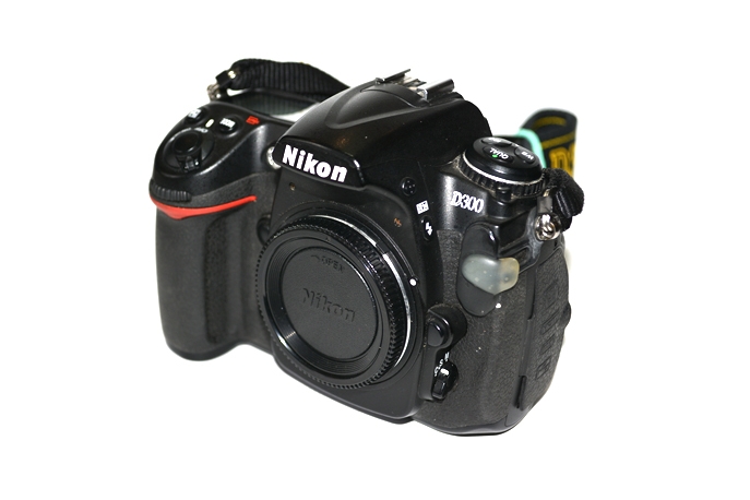 Купить Nikon D300 body (БУ)